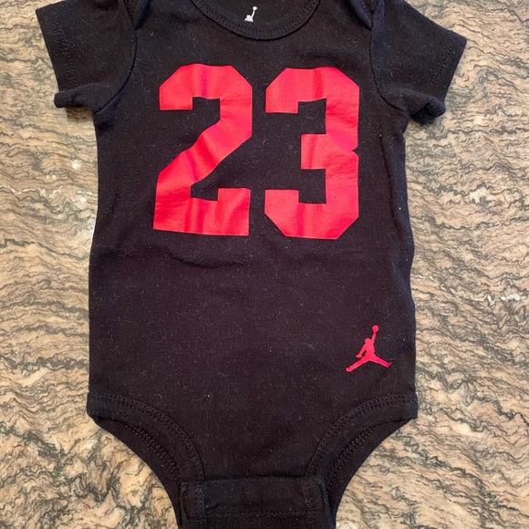 Jordan Classic Bodysuits - Picture 14 of 16